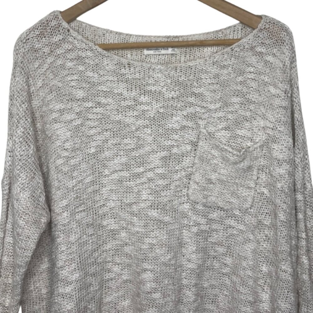 ABERCROMBIE & FITCH | Women's Oversized Cream Sweater with Lace Trim | Size M/L - Picture 2 of 12